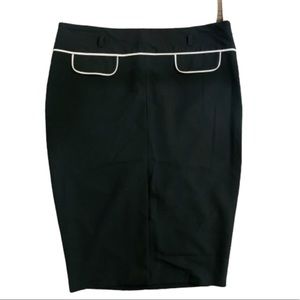 XOXO Black With White Trim Pencil Skirt Size 9/10